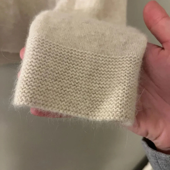 Fenn Wright Manson Womens Ivory Pullover Sweater Medium Knitted Angora Wool - Picture 6 of 7